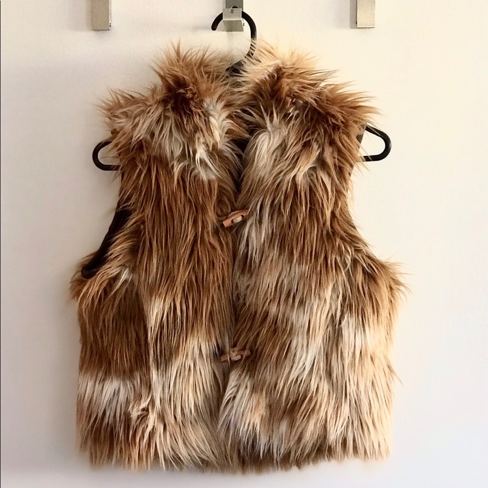 OILILY REVERSIBLE FAUX FUR GIRL VEST JACKET 5/6YR